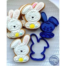 Easter Bunny with egg